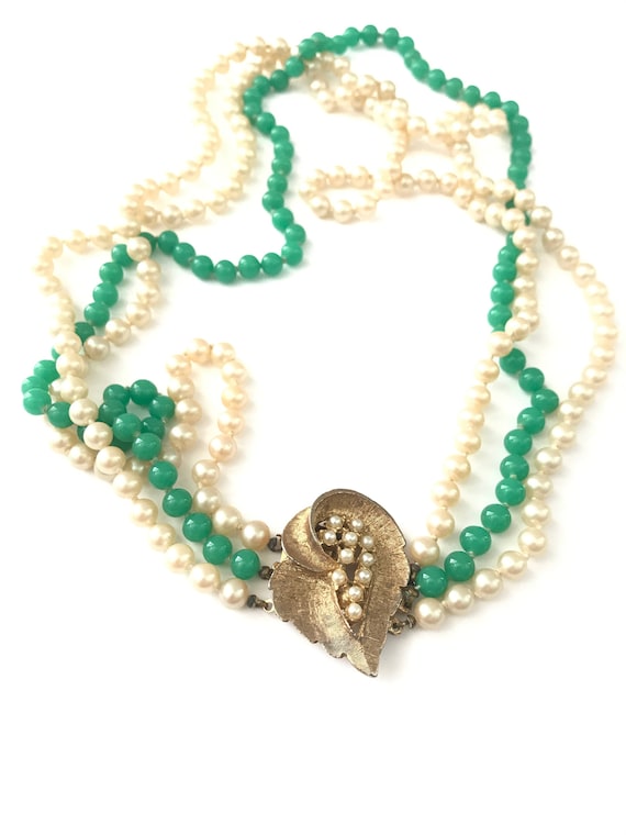 Vintage Jade Green Glass and Faux Pearl Knotted M… - image 2