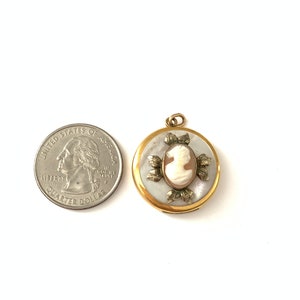 Beautiful Vintage Gold Filled Mother of Pearl Round Cameo Locket image 6