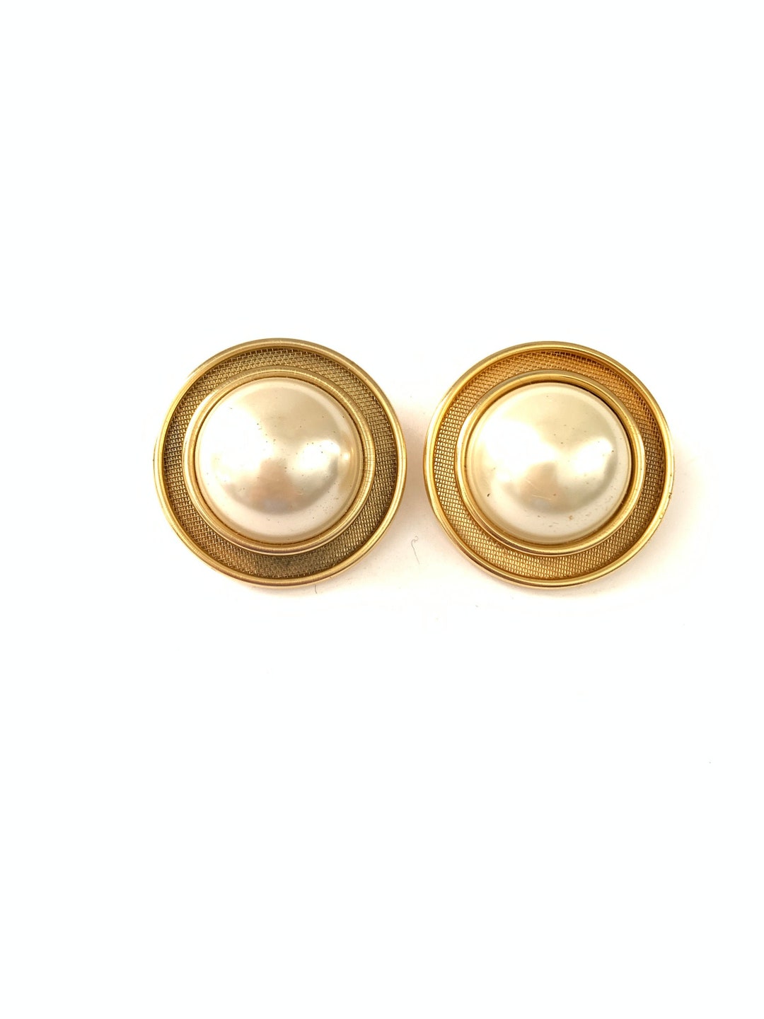 MASSIVE Vintage Pearl Clip on Earrings With Mesh Edges 1 1/2 Diameter ...
