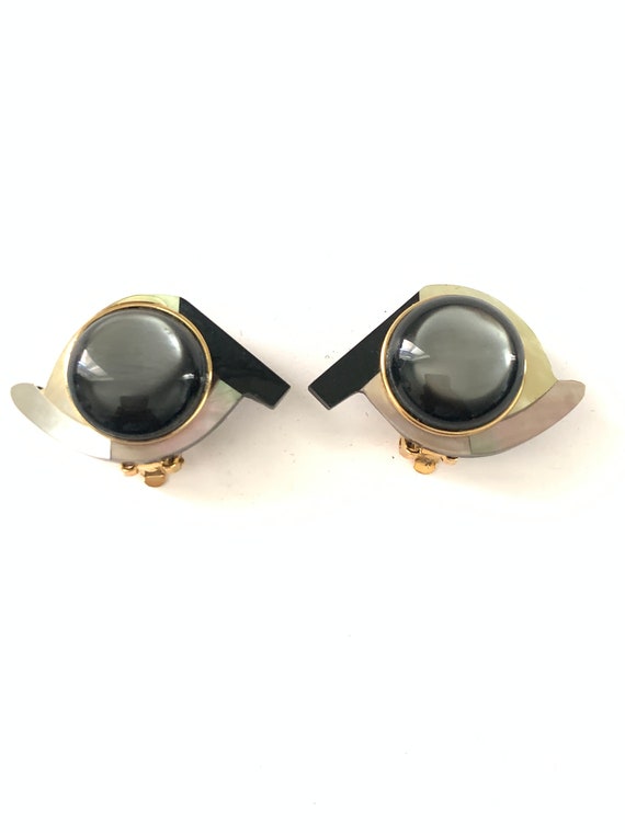 Vintage Lucite Eye Clip Earrings, Vintage Moderni… - image 2