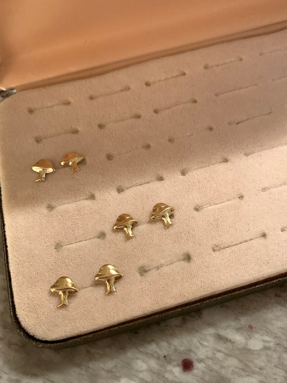 Beige Velvet Jewelry Counter Tray Accessories Earring Stud - Temu United  Arab Emirates