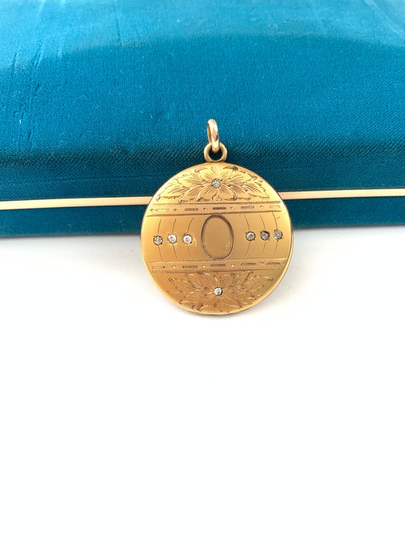 Gorgeous Vintage Antique Gold Filled Floral Etched