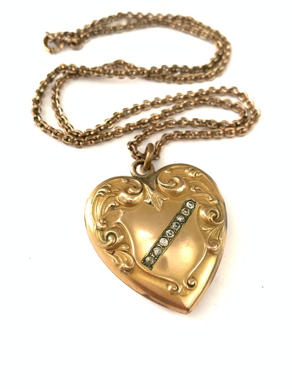 Vintage Art Deco Repousse Paste Gold Filled Heart… - image 1