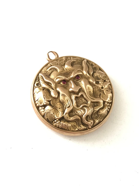 AMAZING Antique Vintage 10k Gold DEVIL Locket // D