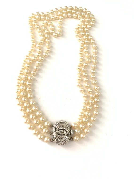 Vintage Deco Multi Strand Glass Pearl Necklace //… - image 4