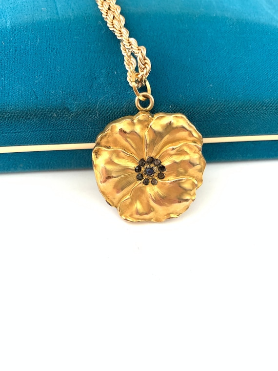 Beautiful Large Vintage Gold Filled Pansy Flower … - image 1