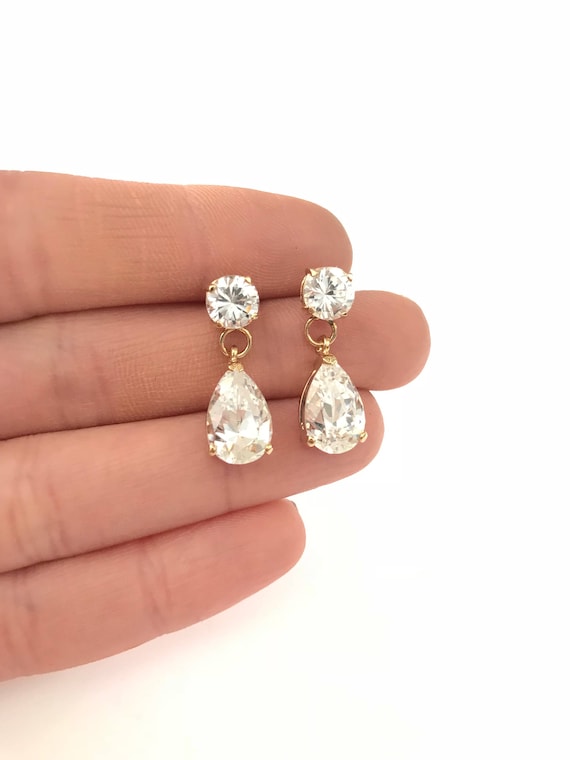 Beautiful Elegant Vintage Cubic Zirconia Crystal C