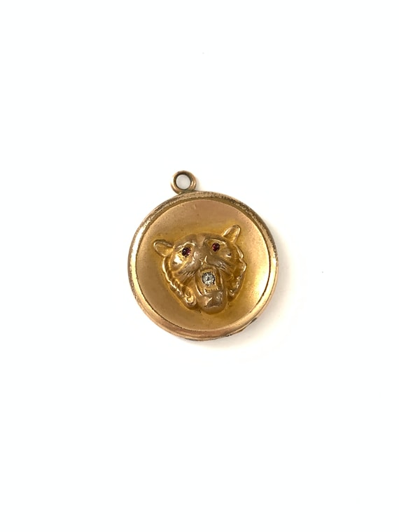 Awesome Vintage Victorian Lion Locket, Gold Filled