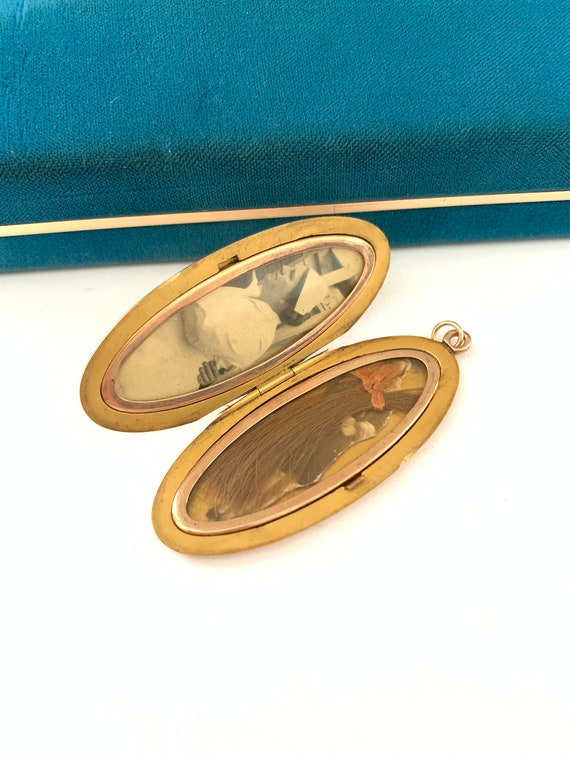 Beautiful Vintage Gold Filled Long Oval Locket, A… - image 4