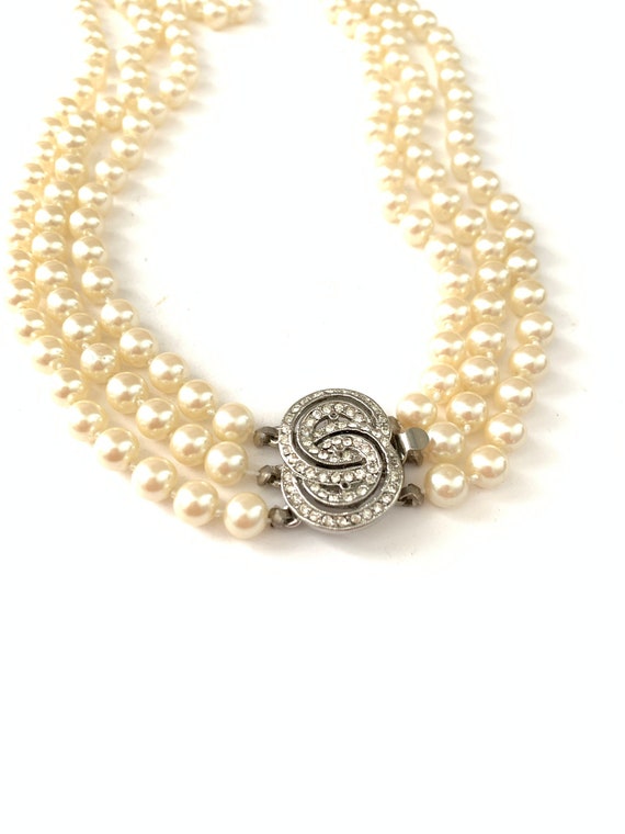 Vintage Deco Multi Strand Glass Pearl Necklace // 