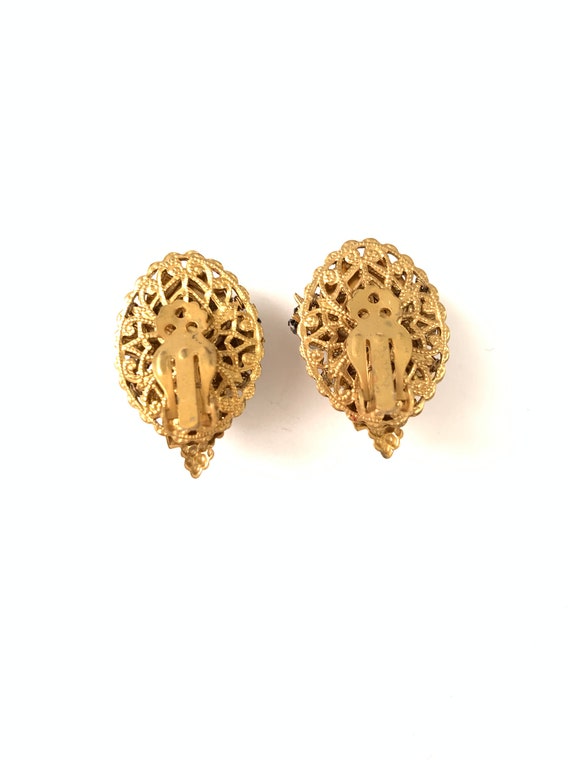 Gorgeous Vintage Gold Filigree Pearl Clip Earring… - image 7