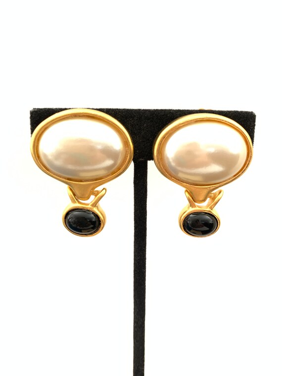 Black pearl sale clip on earrings
