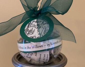 The Wind in the Willows Ornament; Book Ornament; Literary Gifts; Gifts for teachers; Gifts for Librarians; Literary Ornament