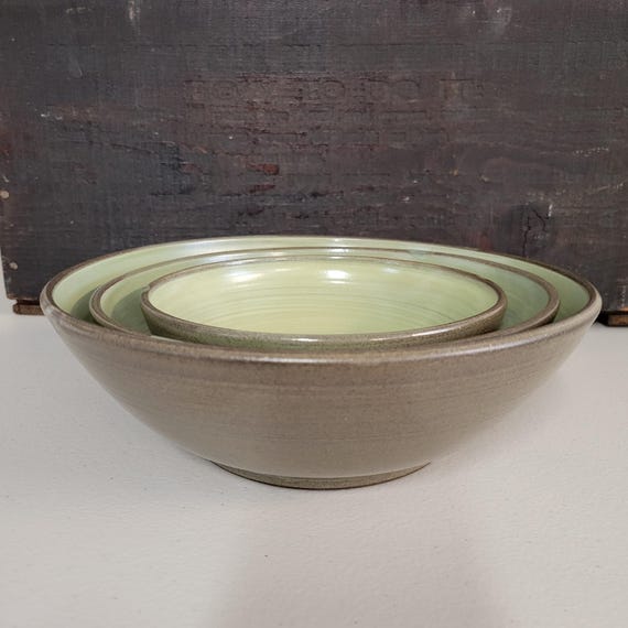 Earthy and Rustic Wheel-Thrown Stoneware Nesting Bowls – Olive Green & Brown, Set of 3 Bowls (16, 32, 48 Fl oz) for Serving and Cooking