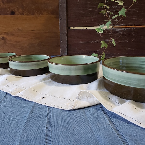 Ceramic Handmade Pet bowls, Green Dog Bowls, Cat bowls, Food and Water Pet bowls, Rustic and Natural Pet bowls, 4 Different Sizes Pet bowls.