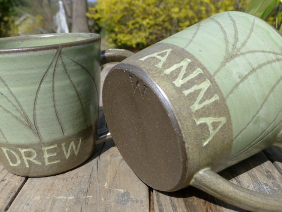 Customized Couple Mugs with Carved Names, Satin Olive Green Mugs with Lines, Wedding Gift, Anniversary Gift , Set of Two, Made to order.