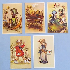 Five Cute Postcards, Artist Bonnie, Children Playing, Bird and Dogs and Baby, Alfred Mainzer Publ, Vintage Hummel Style, Very Good Condition