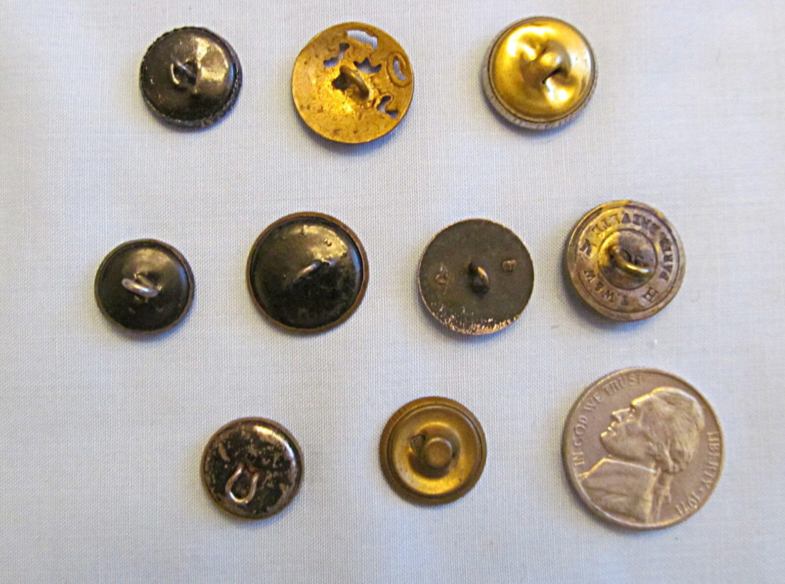 Nine Victorian Buttons Picture Buttons Each Different Etsy 日本