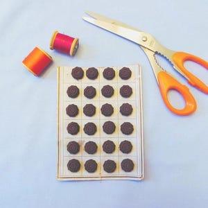 24 Vintage Woven Thread Buttons, Lacy Brown Construction, Unused on Original Card