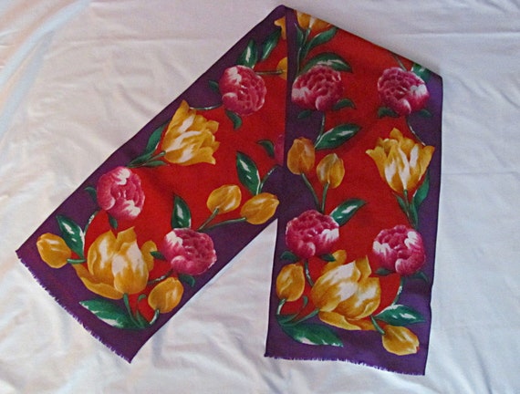 Gorgeous Silk Scarf, Designer Adrienne Vittadini,… - image 2