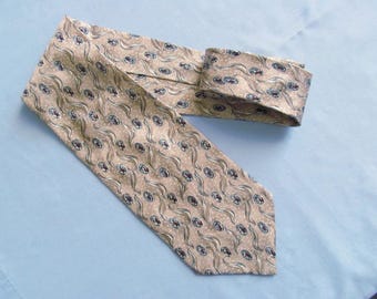 Classic Men’s Necktie, Joseph Abboud Silk Tie Made in Italy, Neutral Grey-Gold Color