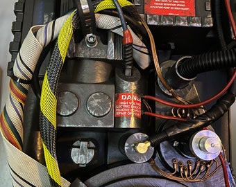 Ghostbusters Afterlife Haslab Proton Pack Funda de alambre negra y amarilla Hasbro Loom