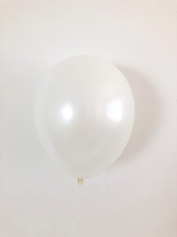 Pearl White Latex Balloon Pearl White 11 inch Balloons White Balloons White Wedding White Baby Shower White Bridal Shower White Party Decor Il_570xn
