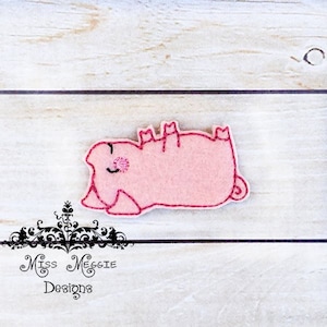 Piggy Pig Farm 3 feltie design ITH embroidery design