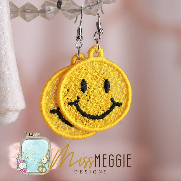 FSL free standing lace Retro Smiley Face earring charm ITH Embroidery design