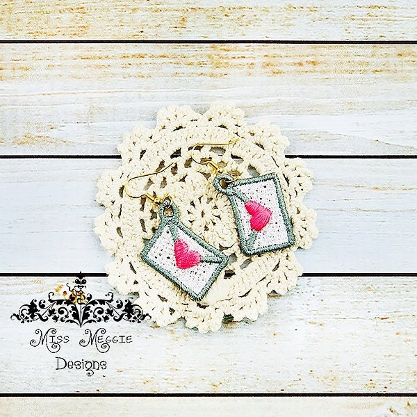 FSL free standing lace love Letter mail charm ITH Embroidery design