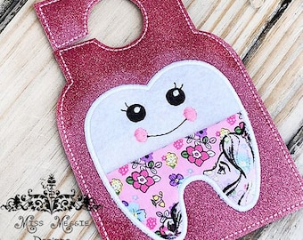 Fichier de motif de broderie de poche de dent ITH - Design de poche de dent - dent ITH - broderie Machine - accroche-porte - Design fée des dents