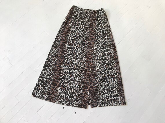 S/M Leopard Print 70s Wrap Skirt