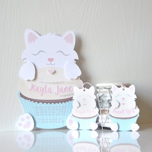 Invitación de gatitos y cupcakes: fiesta de cumpleaños infantil, amante de los gatos, fiesta de gatitos, gatitos y cupcakes, dulce cumpleaños, cupcakes con chispas - LRD037P