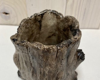 Medium Tree Stump Concrete Planter