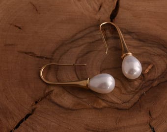 Freshwater Pearl Teardrop Earrings Vintage Style, Gold Teardrop Earrings, Pearl Teardrop Earrings, Pearl Earrings Dangle, Classic Earrings