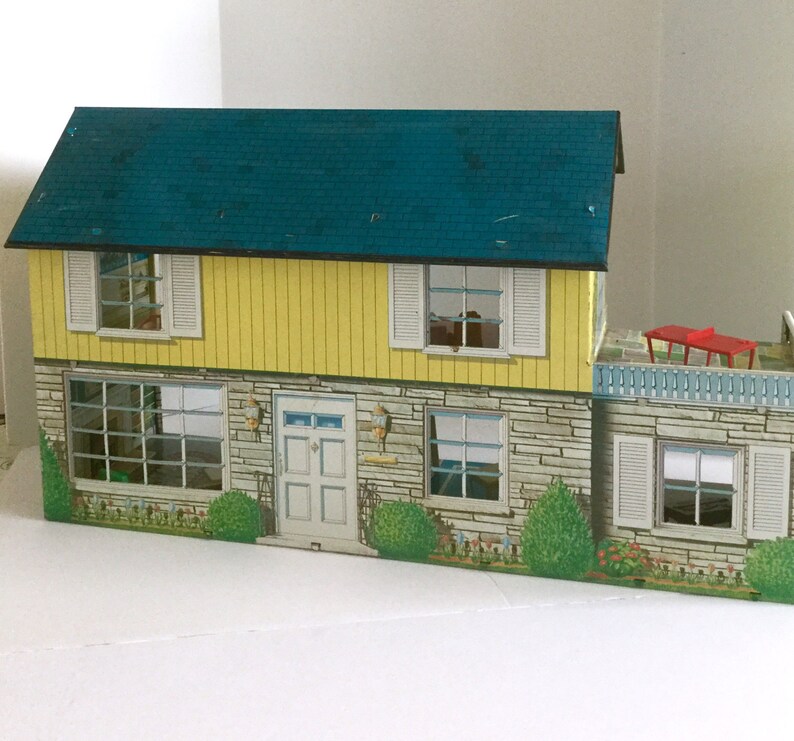 1950 metal dollhouse