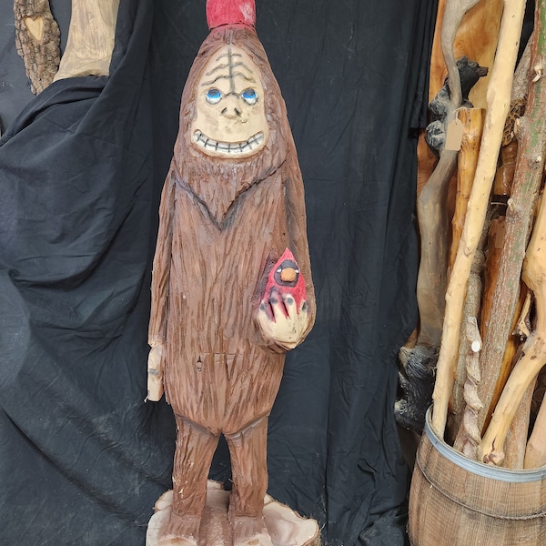 Squatch Chainsaw Carving ***with Cardinals 60 inches