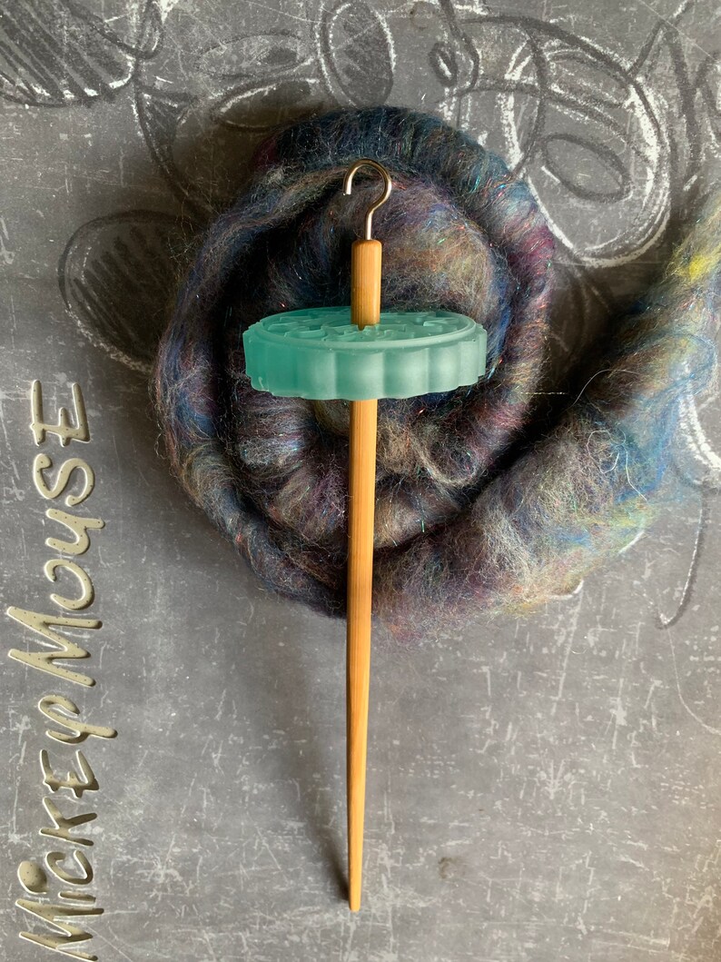 Top Whorl Patterned Circle 1D Drop Spindle