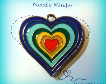 Rainbow of Hearts Needle Minder // Enamel Rainbow // Magnetic Needle Minder // Sewing Needle Minder // Sewing Heart Needle Keeper / Magnetic