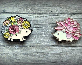 Cute Hedgehog Needle Minder / Enamel Hedgehog / Magnetic Needle Minder / Needle Minder / Hedgehog Needle Keeper / Floral Hedgehog Sewing