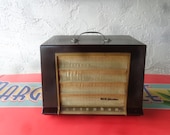 Antique 1952 RCA Victor Golden Throat Radio, Working