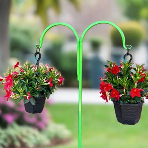 Double Very Sturdy Shepherd Hook Plant /Bird Feeder/ Wind Chime hanger 60 Tall Metal Powder Coated Your Color Choice four Display Options afbeelding 6