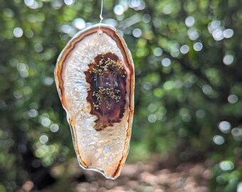 Queen Ann's lace pressed flower botanical hanging agate crystal Suncatcher