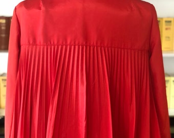 Vintage Oscar De La Renta pleated red raincoat