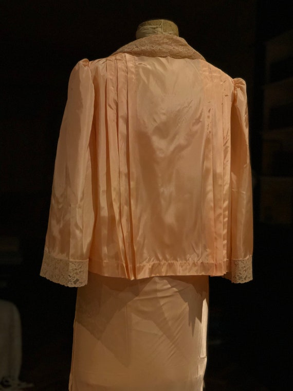 1940s satin and alencon lace nightgown with match… - image 4