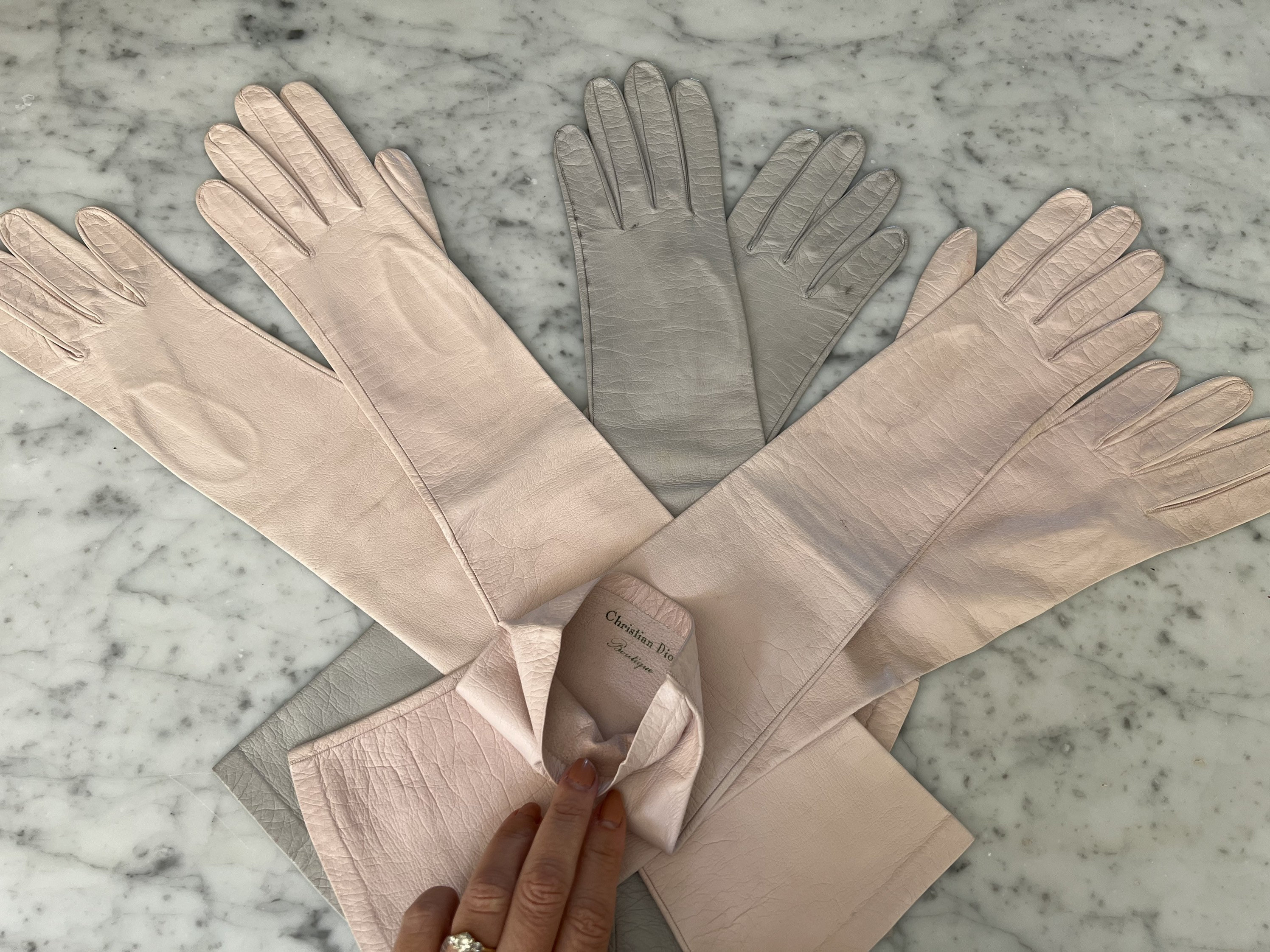 Gant dior femme hotsell