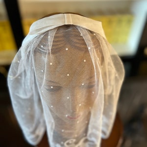 Antique lace mini veil with silk organza bow headband