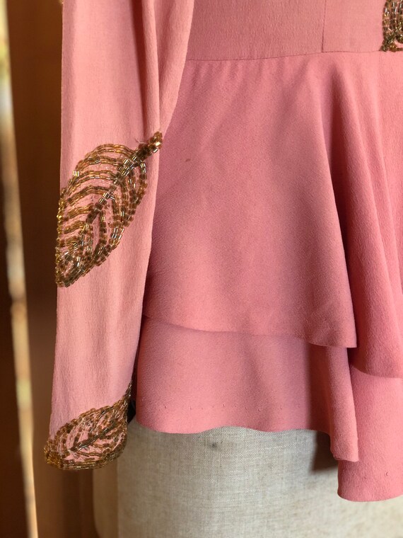 1940s dusty pink beaded crepe top. - image 4