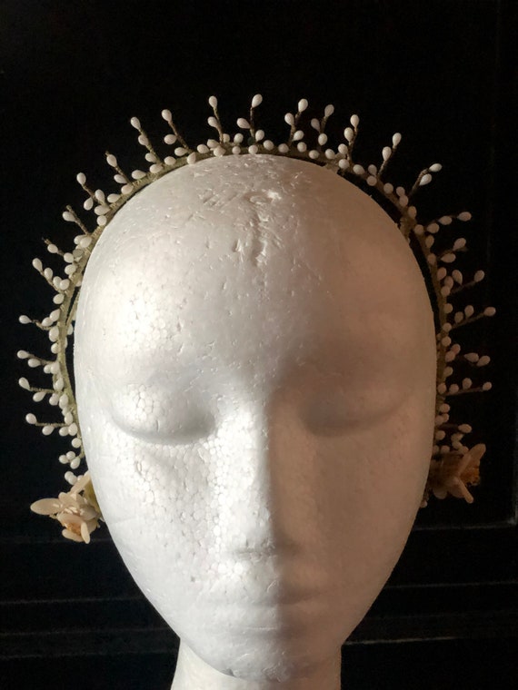 1920s wax bud skullcap style wedding headpiece