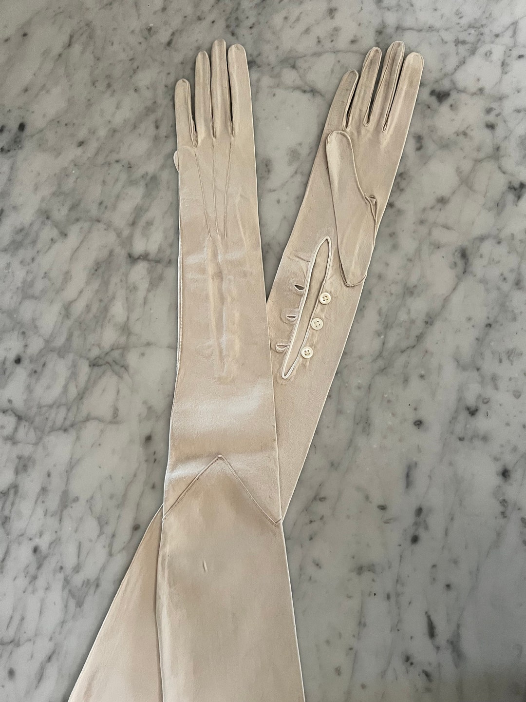手袋 Opera Beige Patent Leather Gloves 1910s Extra Long Kid Leather Opera Gloves - Etsy
